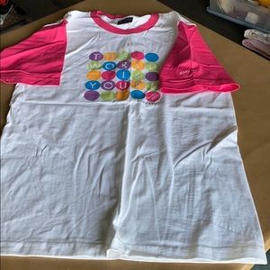 NWOT ALORE Mary Kay T-Shirt Size M